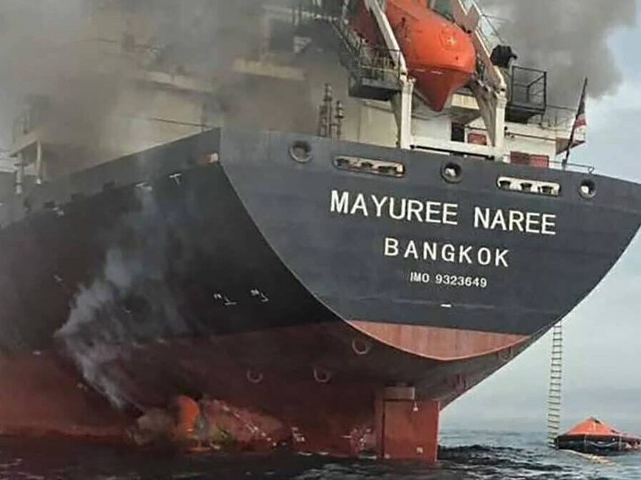 our-services-02 thai ship attacked in gulf 3 crew believed trapped aboard firm 1200x800 3108275072