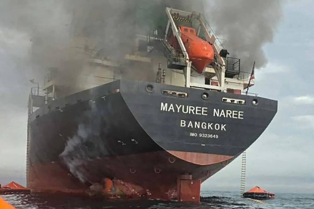 thai ship attacked in gulf 3 crew believed trapped aboard firm 1200x800 3108275072